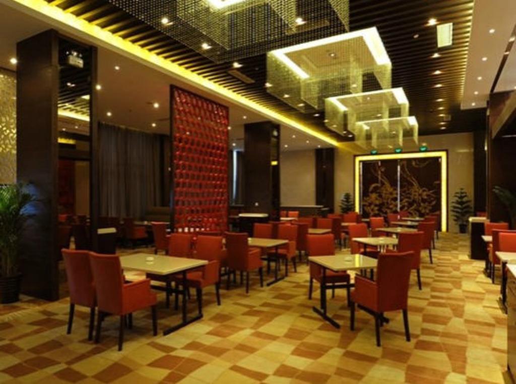 Paradise Hotel