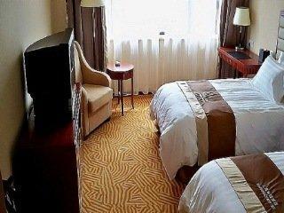 Paradise Hotel